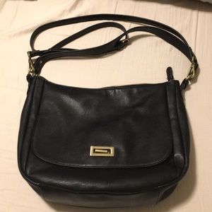 Black Merona zippered purse